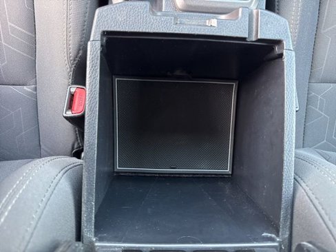 Used 2017 Toyota Tacoma SR image 35