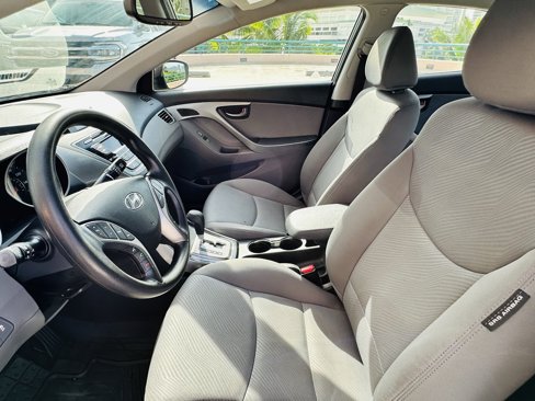 Used 2013 Hyundai Elantra GLS w/ Preferred Pkg image 12