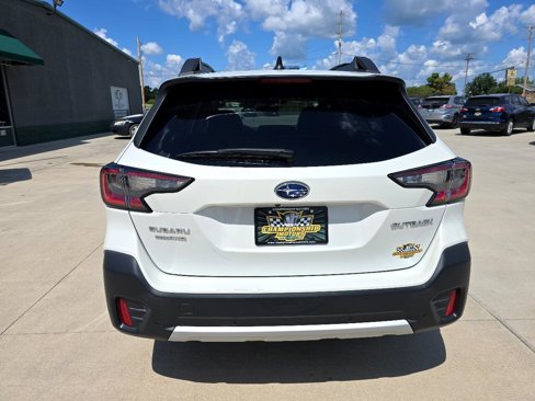 Used 2022 Subaru Outback Limited image 4