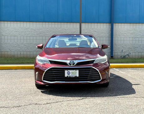 Used 2016 Toyota Avalon XLE Premium image 2