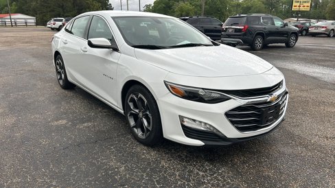 Used 2022 Chevrolet Malibu LT image 8