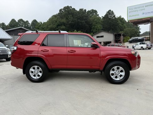 Used 2015 Toyota 4Runner SR5 image 3