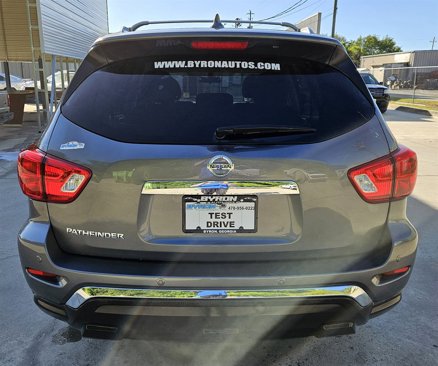 Used 2019 Nissan Pathfinder S image 4