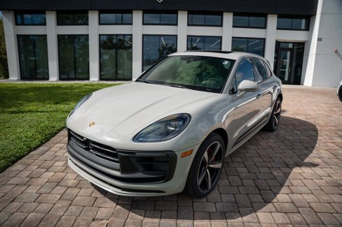 Used 2023 Porsche Macan GTS image 2