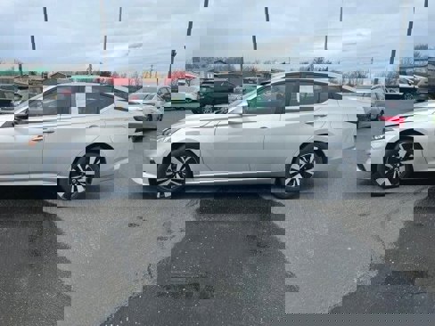 Used 2021 Nissan Altima 2.5 SV image 4