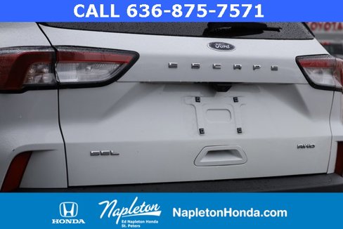 Used 2022 Ford Escape SEL image 6