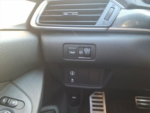 Used 2020 Honda Accord Sport image 16