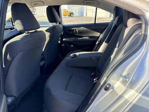 Used 2024 Toyota Corolla LE image 32