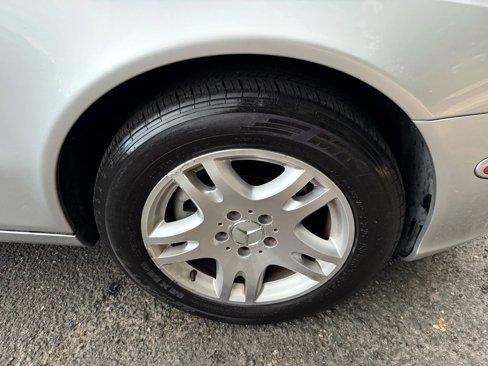 Used 2003 Mercedes-Benz E 320 Sedan image 36