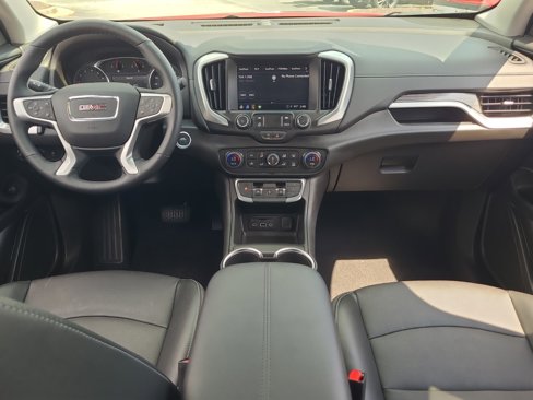 Used 2024 GMC Terrain SLT image 13