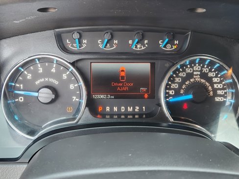 Used 2013 Ford F150 XLT w/ Mid Equipment Group image 25