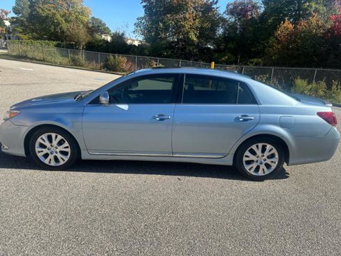 Used 2012 Toyota Avalon image 9