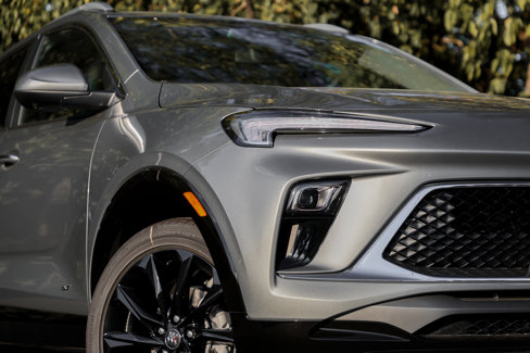 New 2026 Buick Encore GX Sport Touring w/ Experience Buick Package image 3