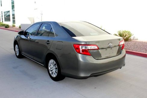 Used 2014 Toyota Camry LE image 7