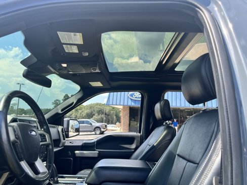 Used 2019 Ford F150 Lariat w/ Equipment Group 502A Luxury image 12