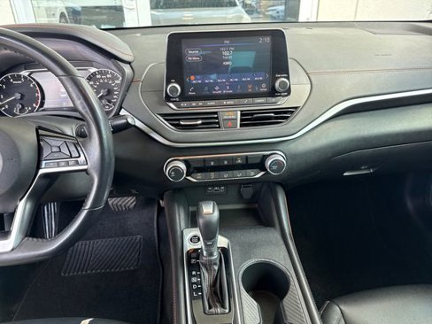 Used 2020 Nissan Altima 2.5 SR image 17