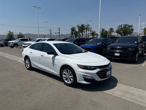 Used 2023 Chevrolet Malibu LT image 2