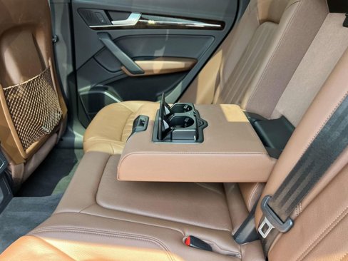 Used 2018 Audi Q5 2.0T Premium Plus w/ Premium Plus Package image 14