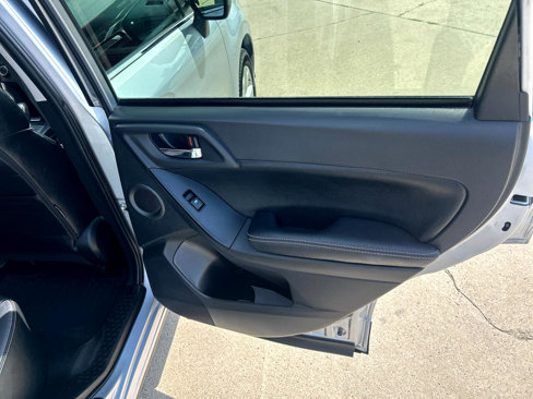 Used 2014 Subaru Forester 2.5i Touring image 13