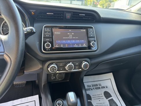 Used 2024 Nissan Kicks S image 13