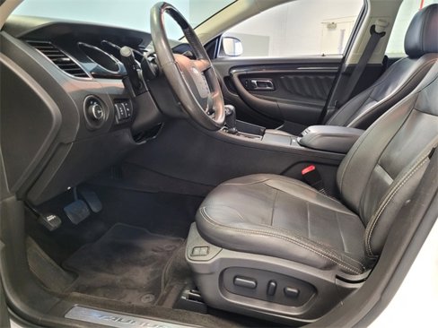 Used 2011 Ford Taurus Limited w/ 303A Rapid Spec Order Code image 5