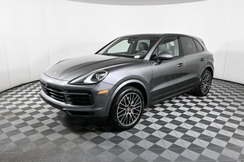 Certified 2020 Porsche Cayenne image 1