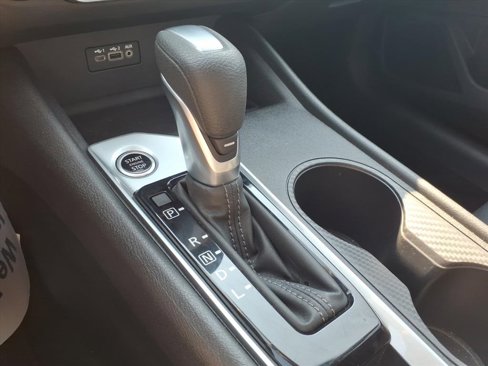 Used 2025 Nissan Altima 2.5 SV image 28
