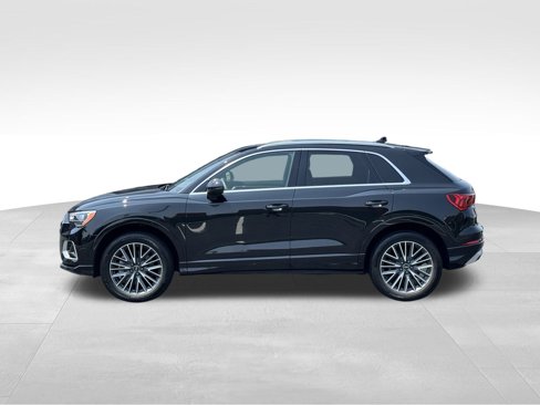 Used 2021 Audi Q3 2.0T Premium image 2