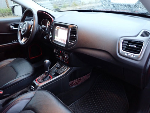 Used 2017 Jeep Compass Trailhawk w/ Navigation Group image 14