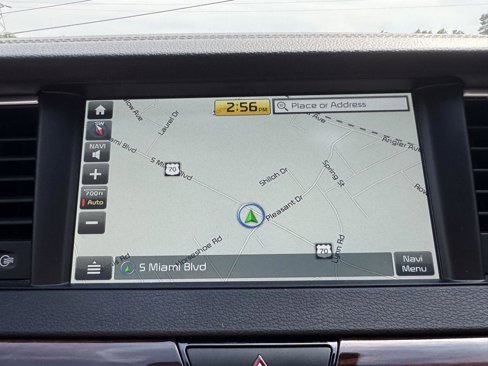 Used 2018 Kia Cadenza Technology image 22