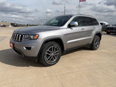 Used 2018 Jeep Grand Cherokee Limited image 2