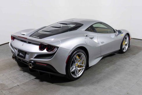 Used 2022 Ferrari F8 Tributo image 10