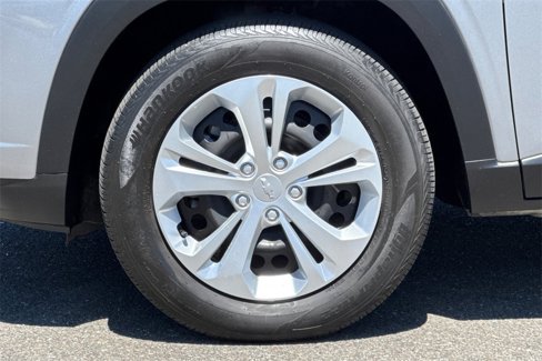 Used 2024 Chevrolet Trax LS w/ Driver Confidence Package image 13