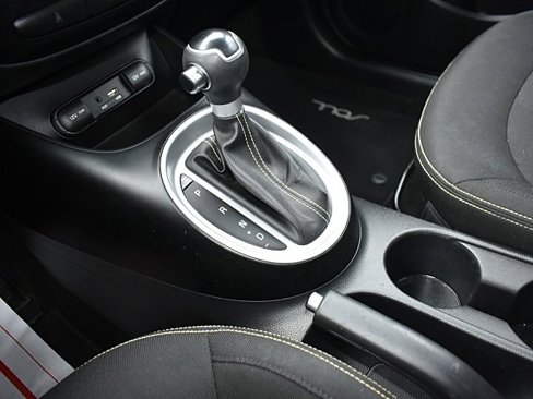 Used 2015 Kia Soul + image 20