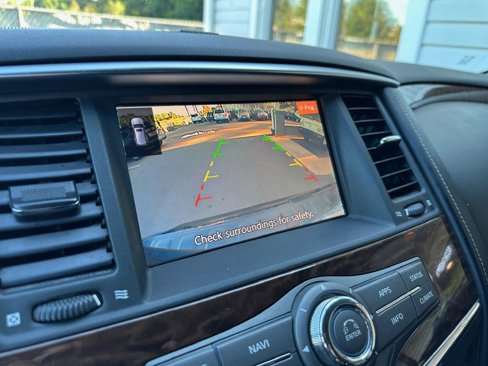 Used 2018 Nissan Armada SV image 9