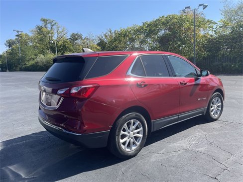 Used 2019 Chevrolet Equinox LT w/ Driver Convenience Package image 4