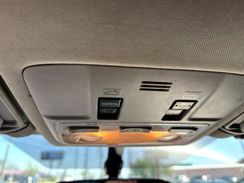 Used 2015 Toyota RAV4 XLE image 31