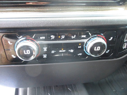 Used 2023 GMC Sierra 1500 Elevation image 19