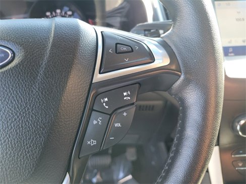 Used 2020 Ford Edge SEL w/ Cold Weather Package image 26