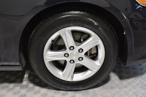 Used 2023 Chevrolet Malibu LT image 37