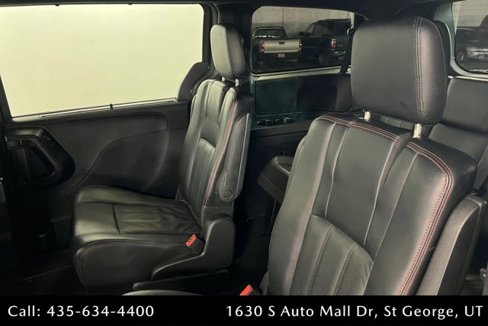 Used 2019 Dodge Grand Caravan GT image 19