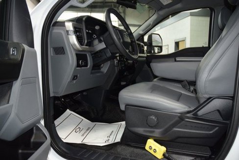 Used 2024 Ford F450 XL w/ Snow Plow Prep Package image 27