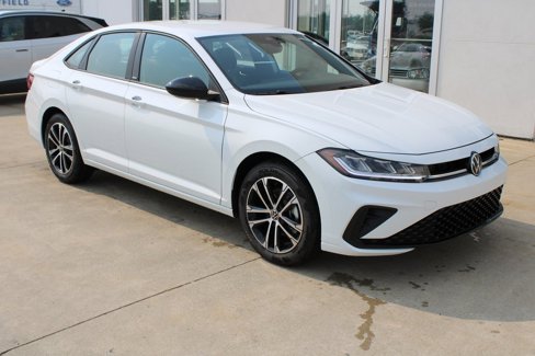 New 2025 Volkswagen Jetta Sport image 1