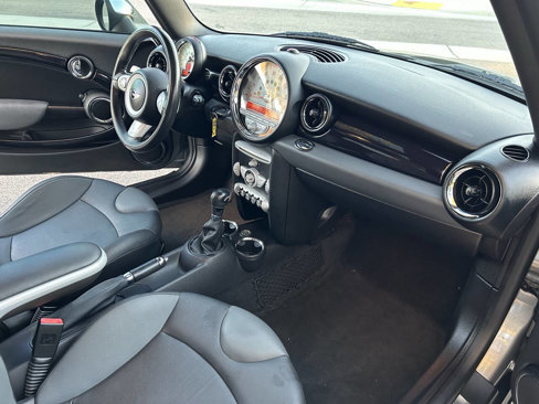 Used 2010 MINI Cooper S w/ Sport Pkg image 21