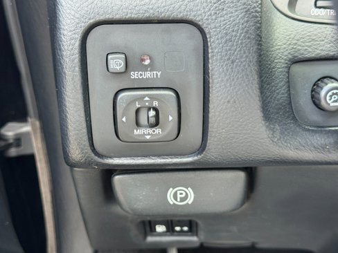 Used 2004 Lexus SC 430 Convertible image 17