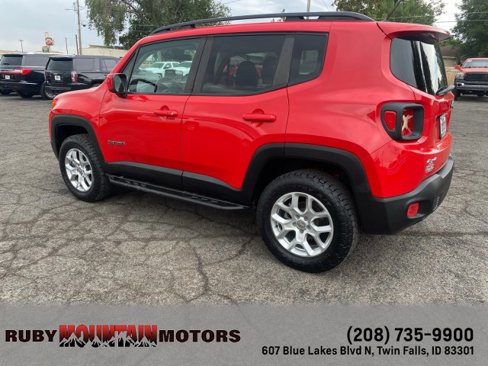 Used 2015 Jeep Renegade Latitude w/ Popular Equipment Group image 5