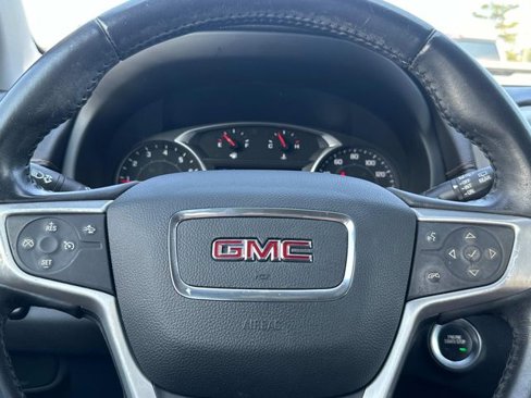 Used 2021 GMC Terrain SLE image 24