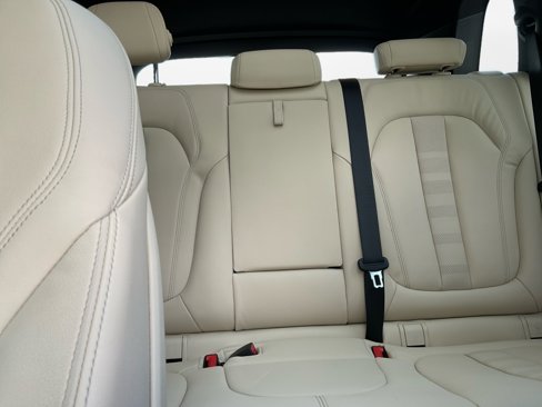 Used 2022 BMW X5 xDrive40i w/ Premium Package image 12