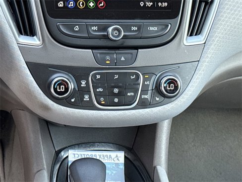 Used 2023 Chevrolet Malibu LT image 15