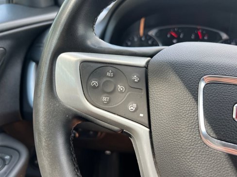 Used 2023 GMC Terrain SLT image 10